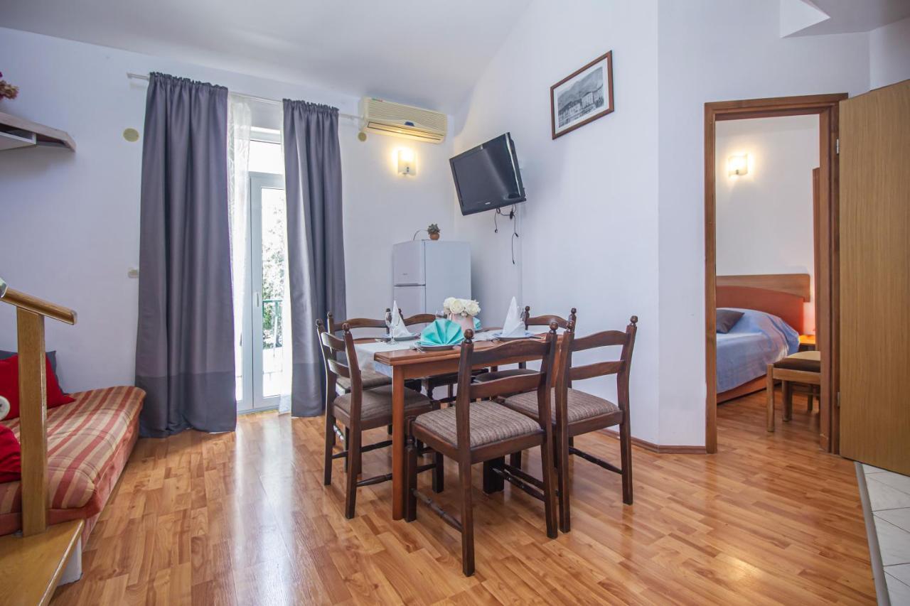 Apartments Branka Макарска Екстериор снимка