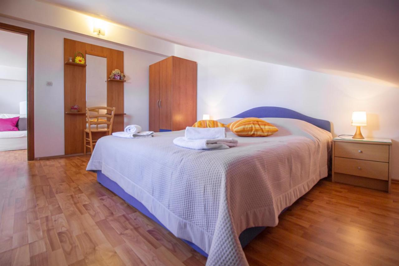 Apartments Branka Макарска Екстериор снимка